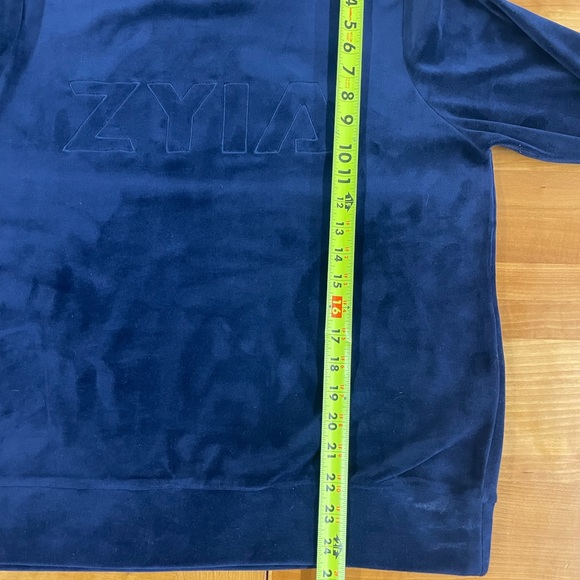 Zyia Active dark blue velour pullover sweatshirt top large - Picture 7 of 9